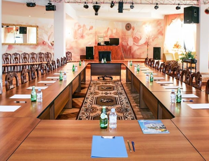 Конференц-залы - Корпоративным гостям - Санаторий «Октябрьский» Сочи РЖД-Здоровье