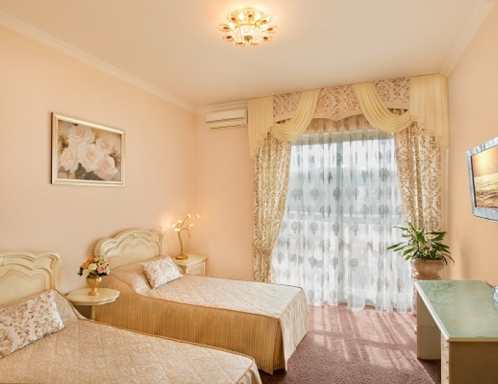 Апартаменты 2-местный 3-комнатный основная территория - Санаторий «Октябрьский» Сочи РЖД-Здоровье