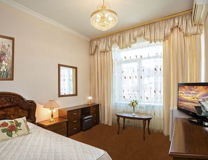 Стандарт 1-местный с балконом корпус 8 - Санаторий «Октябрьский» Сочи РЖД-Здоровье