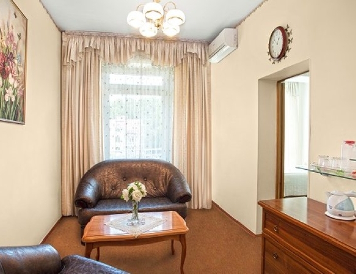 Стандарт семейный 2-местный 2-комнатный корпус 8 - Санаторий «Октябрьский» Сочи РЖД-Здоровье