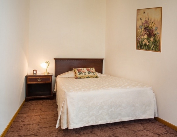 Стандарт семейный 2-местный 3-комнатный (2-я территория) - Санаторий «Октябрьский» Сочи РЖД-Здоровье