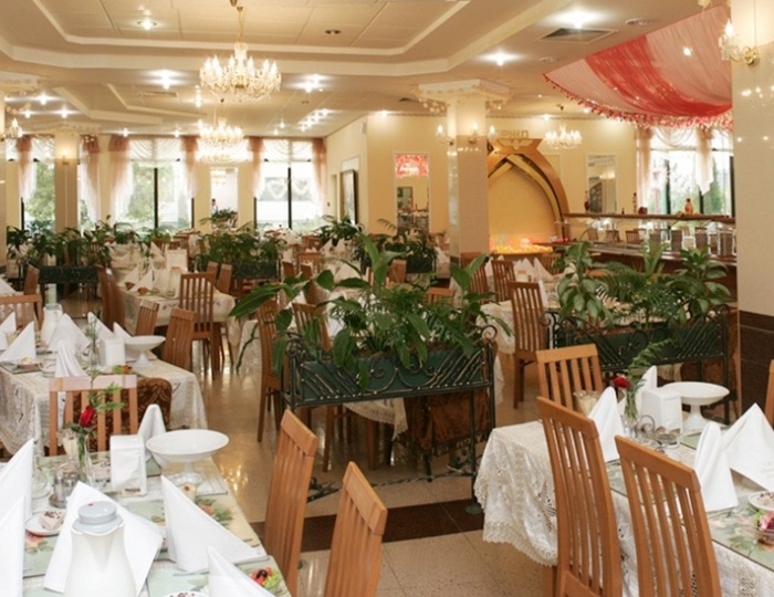 Рестораны и бары - Санаторий «Октябрьский» Сочи РЖД-Здоровье